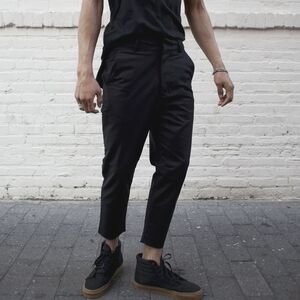 NWOT CH. Chapter Carl Tapered Drawstring Pants - Black - Size 34x25" - Cotton